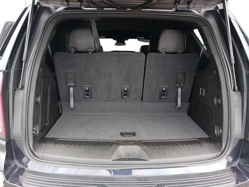 Used 2023 Chevrolet Tahoe LS AWD/4WD image 13