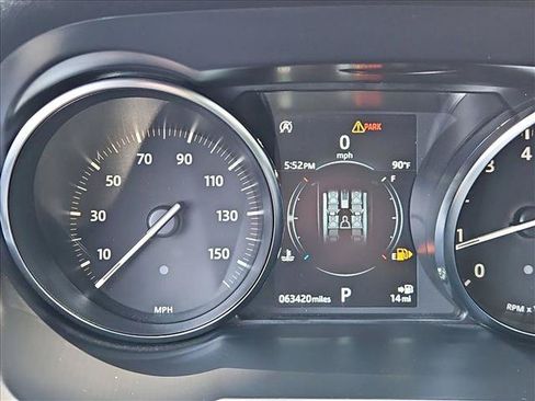 Used 2019 Land Rover Range Rover Evoque SE AWD/4WD image 14