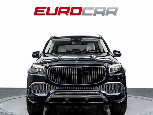 Used 2022 Mercedes-Benz Maybach GLS 600 Maybach GLS 600 *5-SEAT CONFIG image 8