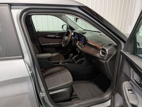 Used 2025 Chevrolet TrailBlazer LT image 26