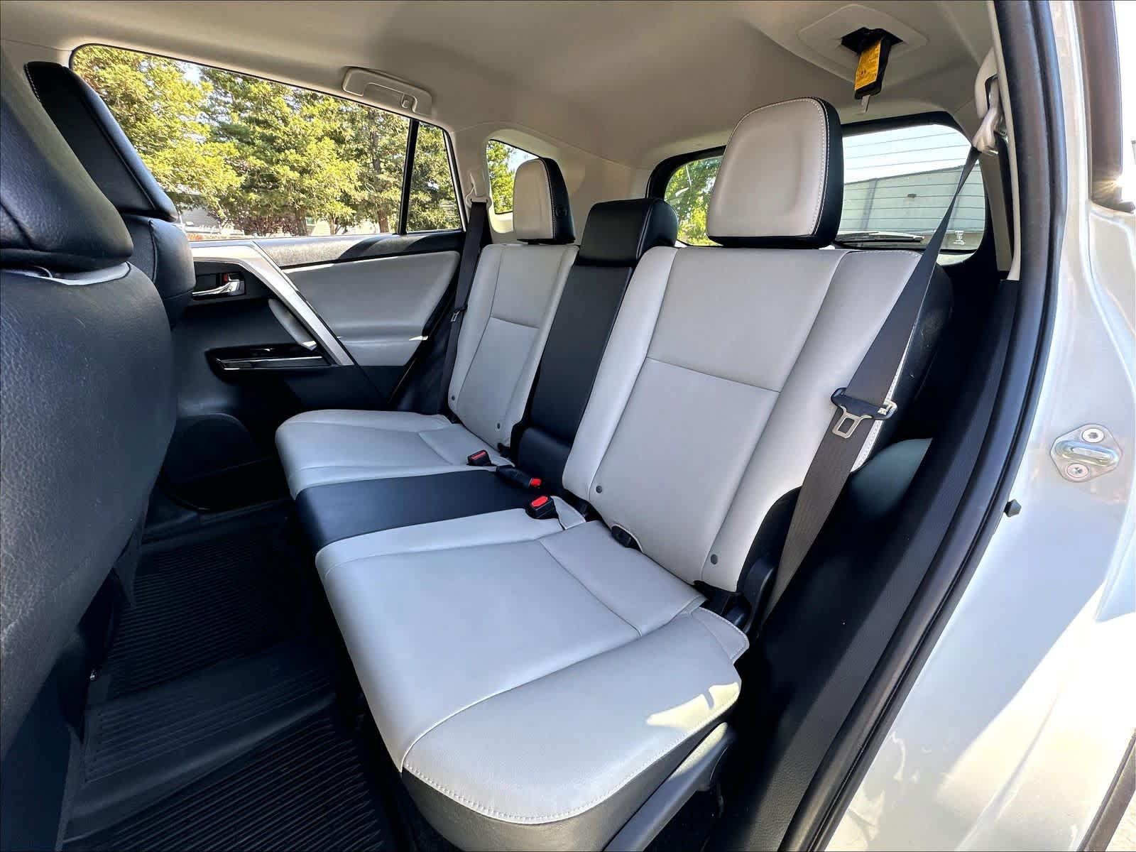 Used 2018 Toyota RAV4 Limited w/ All Weather Liner Package AWD/4WD image 28