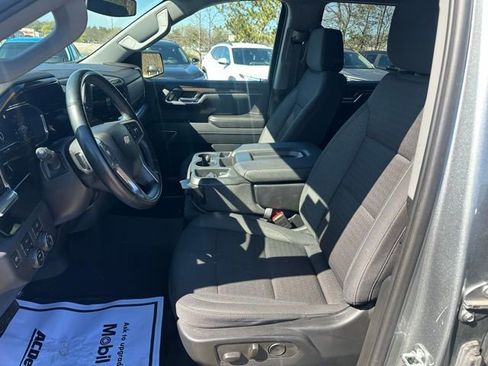 Used 2023 Chevrolet Silverado 1500 LT AWD/4WD image 11