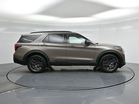New 2026 Ford Explorer ST w/ Sun And Sound Package image 26