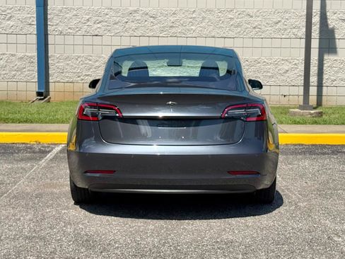 Used 2018 Tesla Model 3 Long Range AWD/4WD image 6