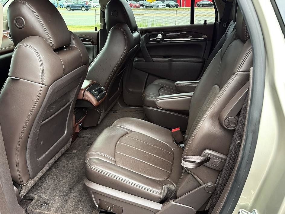 Used 2014 Buick Enclave Leather FWD image 30