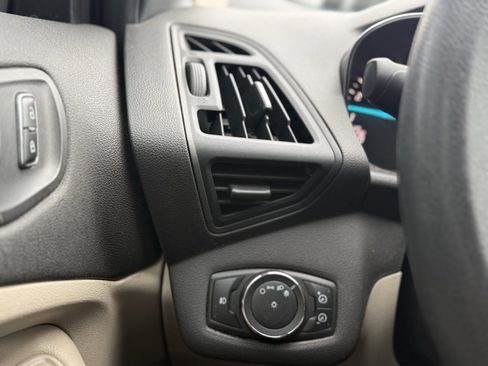 Used 2013 Ford Escape SE image 27