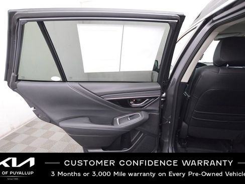 Used 2025 Subaru Outback Limited image 11