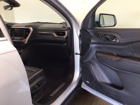 Used 2020 GMC Acadia Denali w/ Trailering Package AWD/4WD image 8