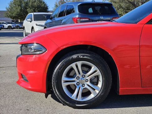 Used 2022 Dodge Charger SXT image 8