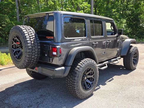 New 2026 Jeep Wrangler Willys AWD/4WD image 12