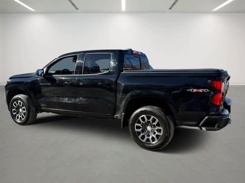 Used 2023 Chevrolet Colorado LT w/ LT Convenience Package III image 3