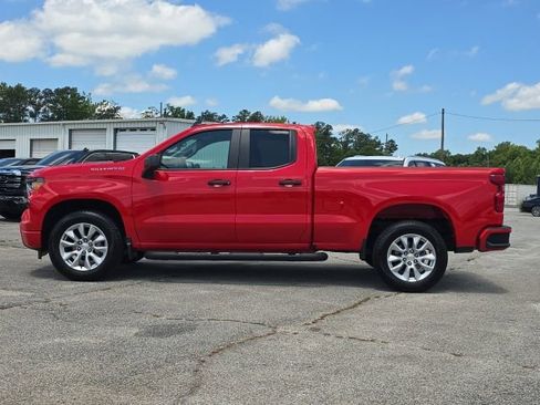 Used 2026 Chevrolet Silverado 1500 Custom RWD image 2