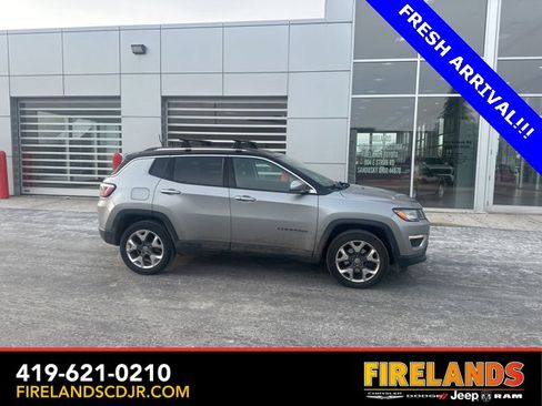 Used 2018 Jeep Compass Limited image 27