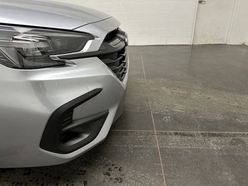 Used 2023 Subaru Legacy image 2