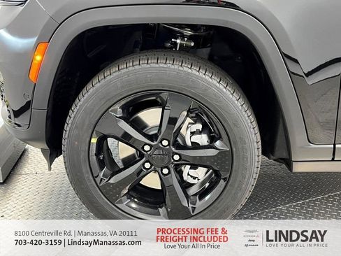 New 2025 Jeep Grand Cherokee L Limited w/ Luxury Tech Group II AWD/4WD image 10