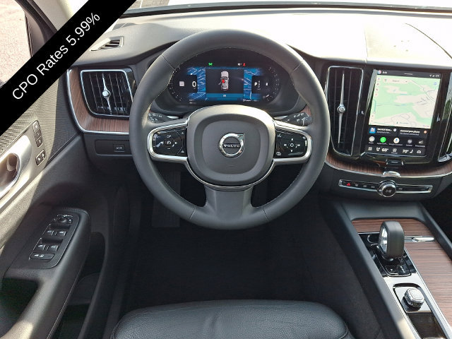 Certified 2024 Volvo XC60 B5 Plus w/ Protection Package Premier AWD/4WD image 14