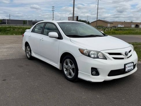 Used 2011 Toyota Corolla S FWD image 23