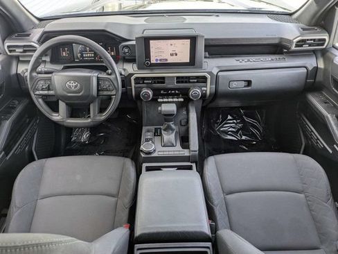 Used 2025 Toyota Tacoma SR AWD/4WD image 15
