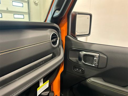 New 2025 Jeep Wrangler Sahara image 28