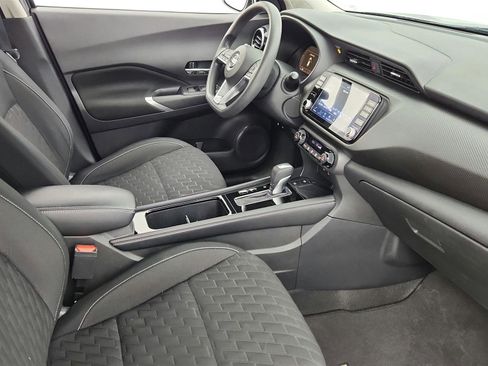 Used 2021 Nissan Kicks SV image 34