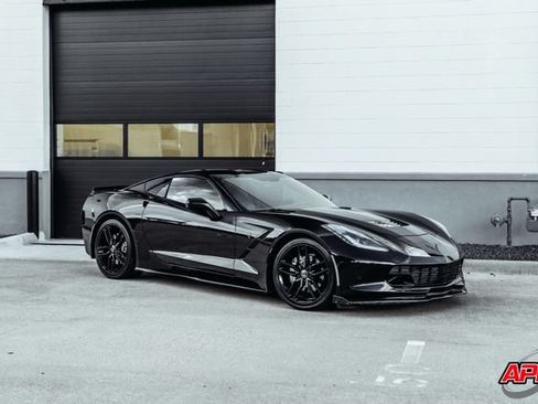Used 2016 Chevrolet Corvette Stingray Coupe RWD image 21