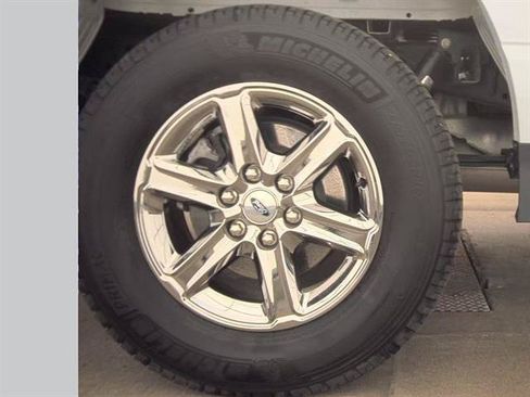 Used 2025 Ford F150 XLT w/ Equipment Group 302A MID AWD/4WD image 9