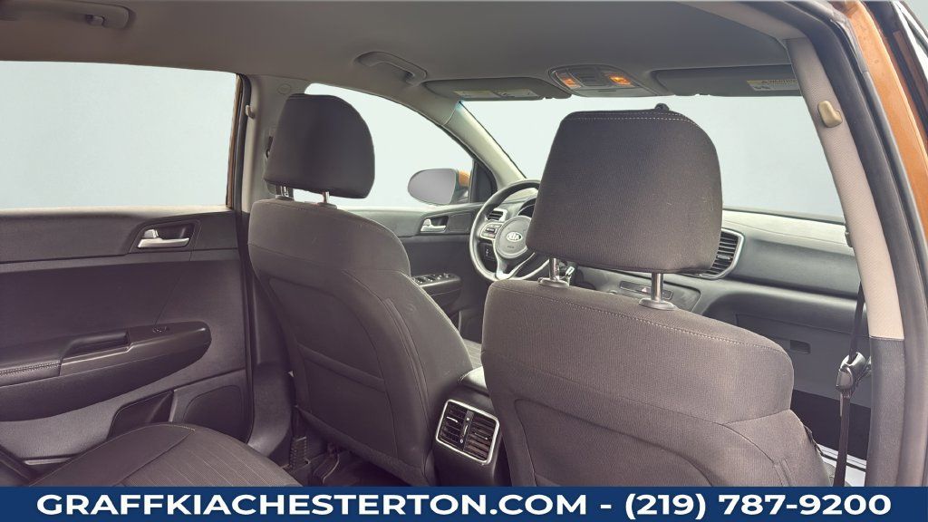 Used 2018 Kia Sportage LX AWD/4WD image 39