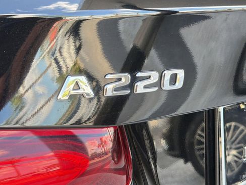 Used 2019 Mercedes-Benz A 220 image 32