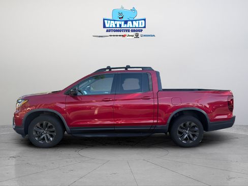 Certified 2023 Honda Ridgeline Sport image 2