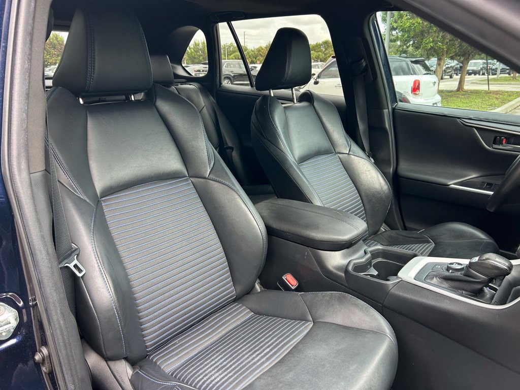 Used 2020 Toyota RAV4 XSE w/ XSE Grade Weather Package AWD/4WD image 42