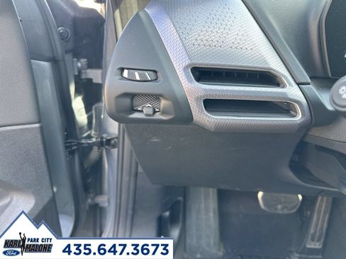 Used 2025 BMW 228i xDrive w/ M Sport Package AWD/4WD image 18