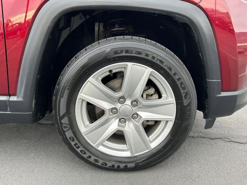 Used 2022 Jeep Compass Latitude w/ Convenience Group image 29