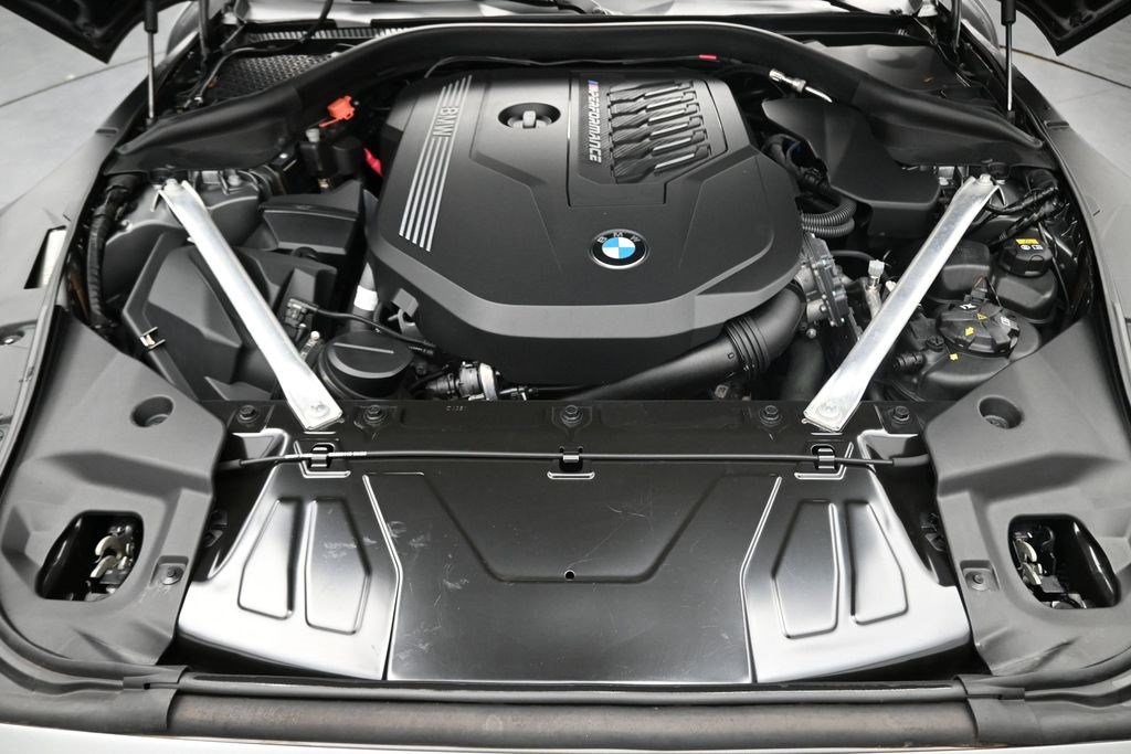 Used 2021 BMW Z4 M40i w/ Executive Package RWD image 18