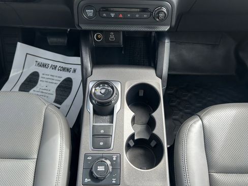 Used 2025 Ford Bronco Sport Badlands image 12