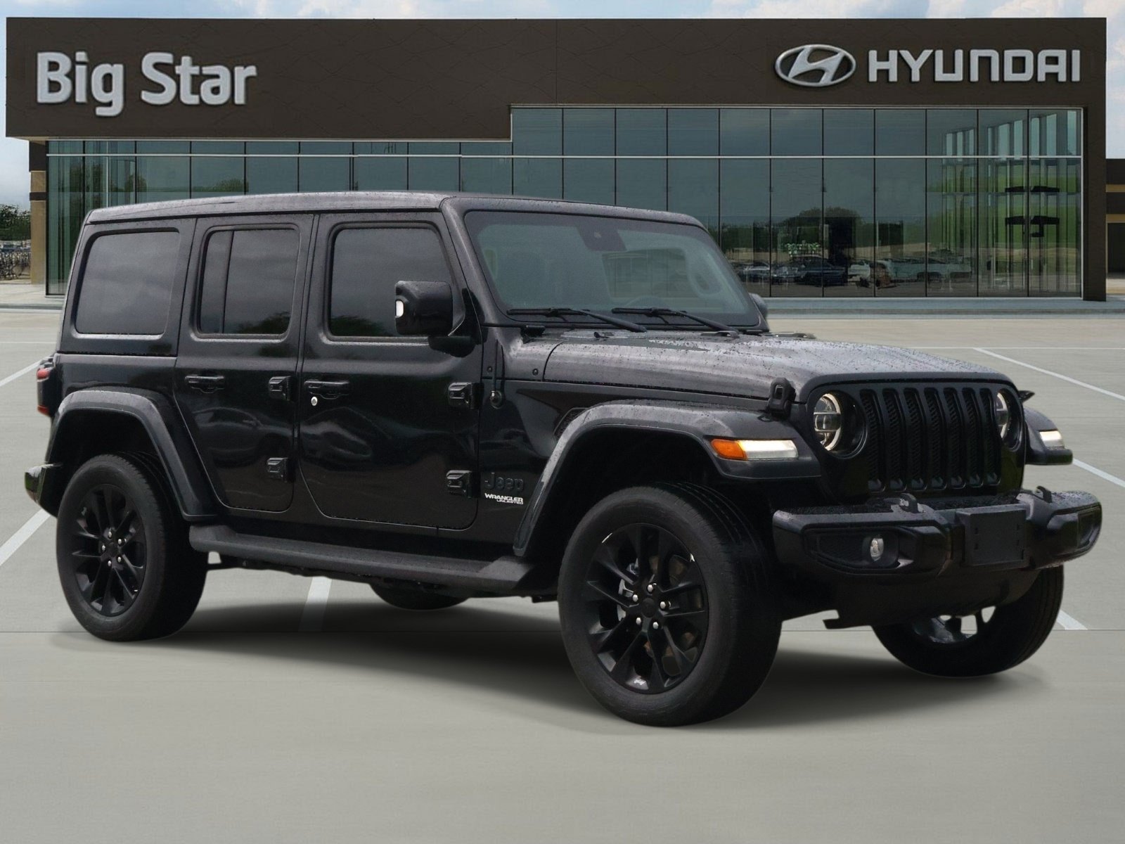 Used 2022 Jeep Wrangler Unlimited Sahara AWD/4WD image 6