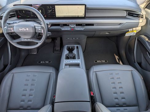 New 2026 Kia EV9 Wind image 5