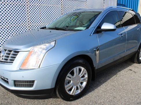Used 2013 Cadillac SRX Luxury w/ Driver Awareness Package FWD image 8