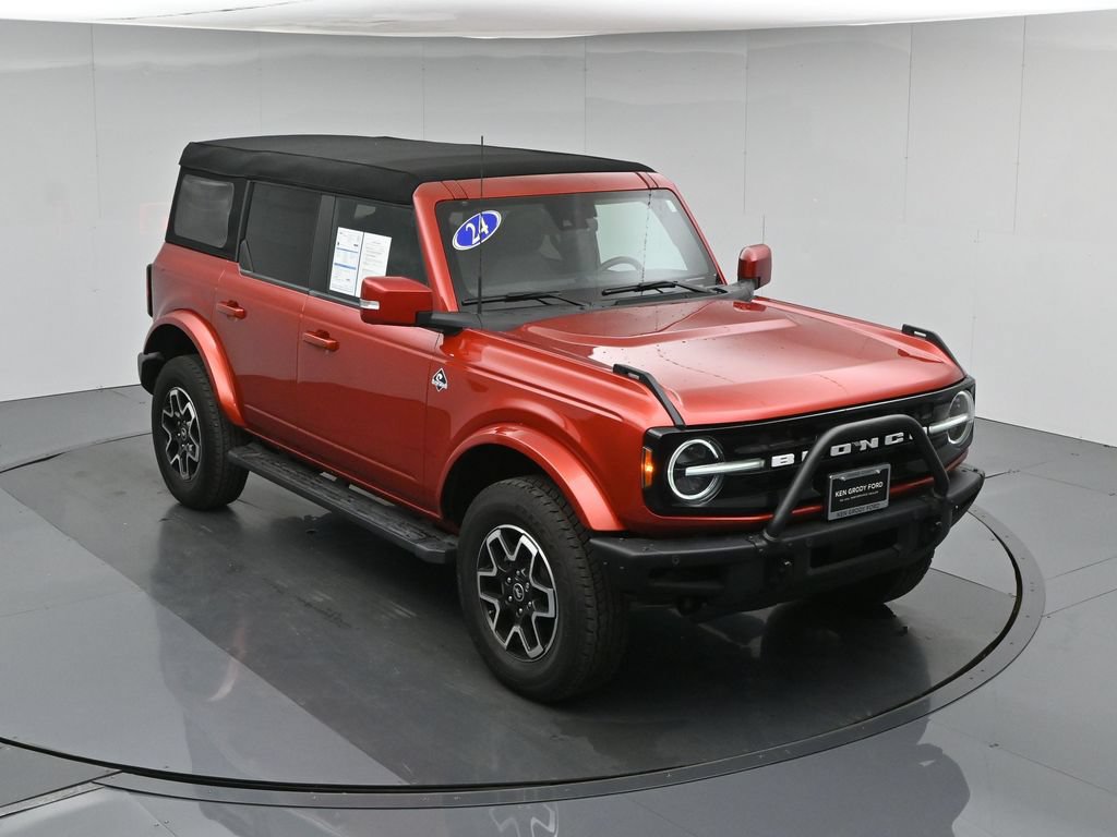 Certified 2024 Ford Bronco Outer Banks AWD/4WD image 40