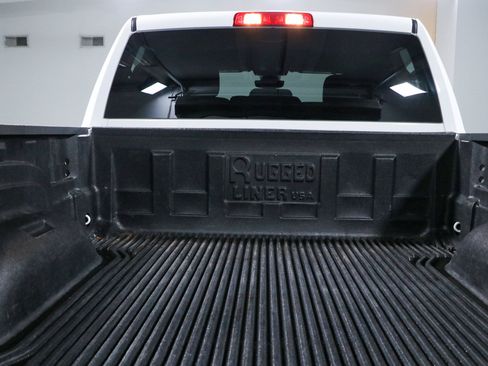 Used 2024 RAM 2500 Big Horn AWD/4WD image 30
