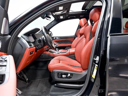 Used 2020 BMW X5 M Competition w/ Executive Package AWD/4WD image 4