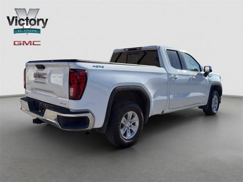 Used 2024 GMC Sierra 1500 SLE w/ Preferred Package image 13