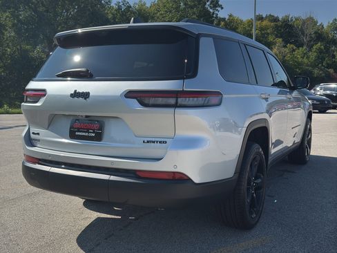 New 2025 Jeep Grand Cherokee L Limited w/ Luxury Tech Group II image 5