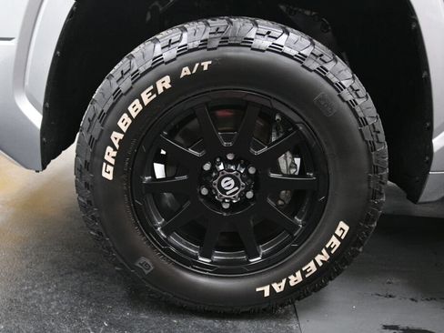 Used 2022 Toyota Tundra SR RWD image 31