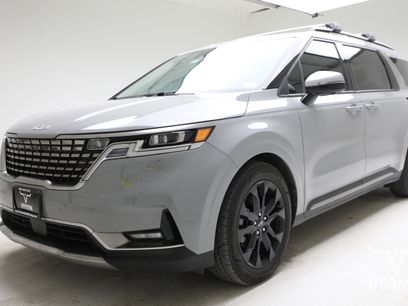 Used 2024 Kia Carnival SX Prestige