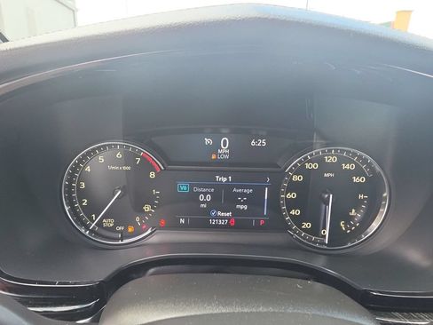 Used 2020 Cadillac XT6 Premium Luxury FWD image 16