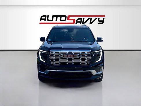Used 2024 GMC Acadia Denali w/ Super Cruise Package image 2