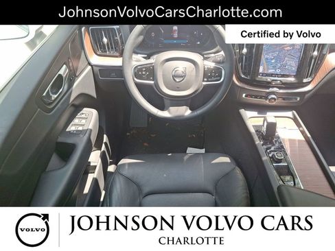 Certified 2023 Volvo XC60 B5 Plus image 20