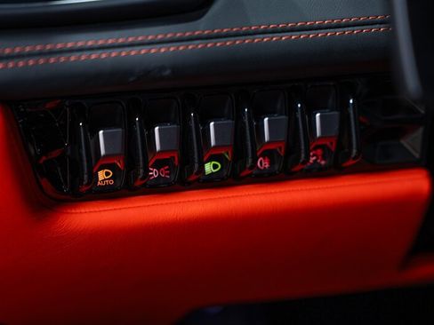 Used 2021 Lamborghini Huracan EVO AWD/4WD image 58