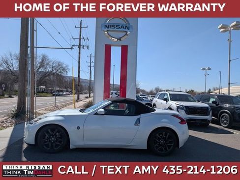Used 2019 Nissan 370Z Touring image 1