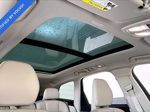 Certified 2023 Volvo XC60 B5 Plus w/ Protection Package Premier FWD image 21